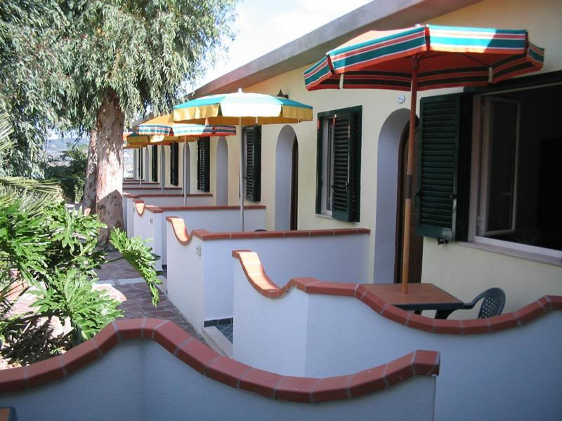 Albergo Villa Hibiscus Forio di Ischia Buitenkant foto